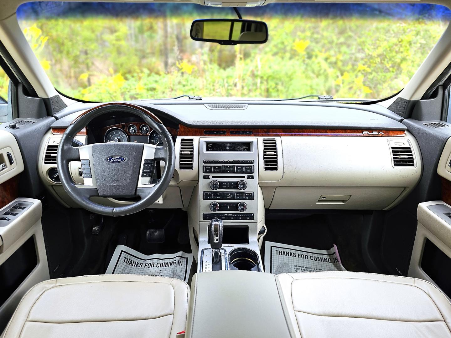 2012 Silver Ford Flex Limited FWD (2FMGK5DC3CB) with an 3.5L V6 DOHC 24V engine, 6-Speed Automatic Overdrive transmission, located at 18001 Kellogg Rd, Saucier, MS, 39574, (228) 832-1441, 139.421463, -76.641457 - Photo#10